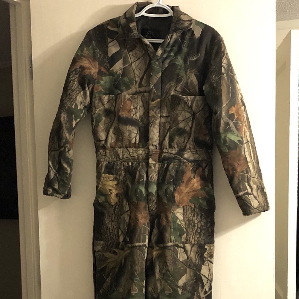 Youth size 16 hunting suit
